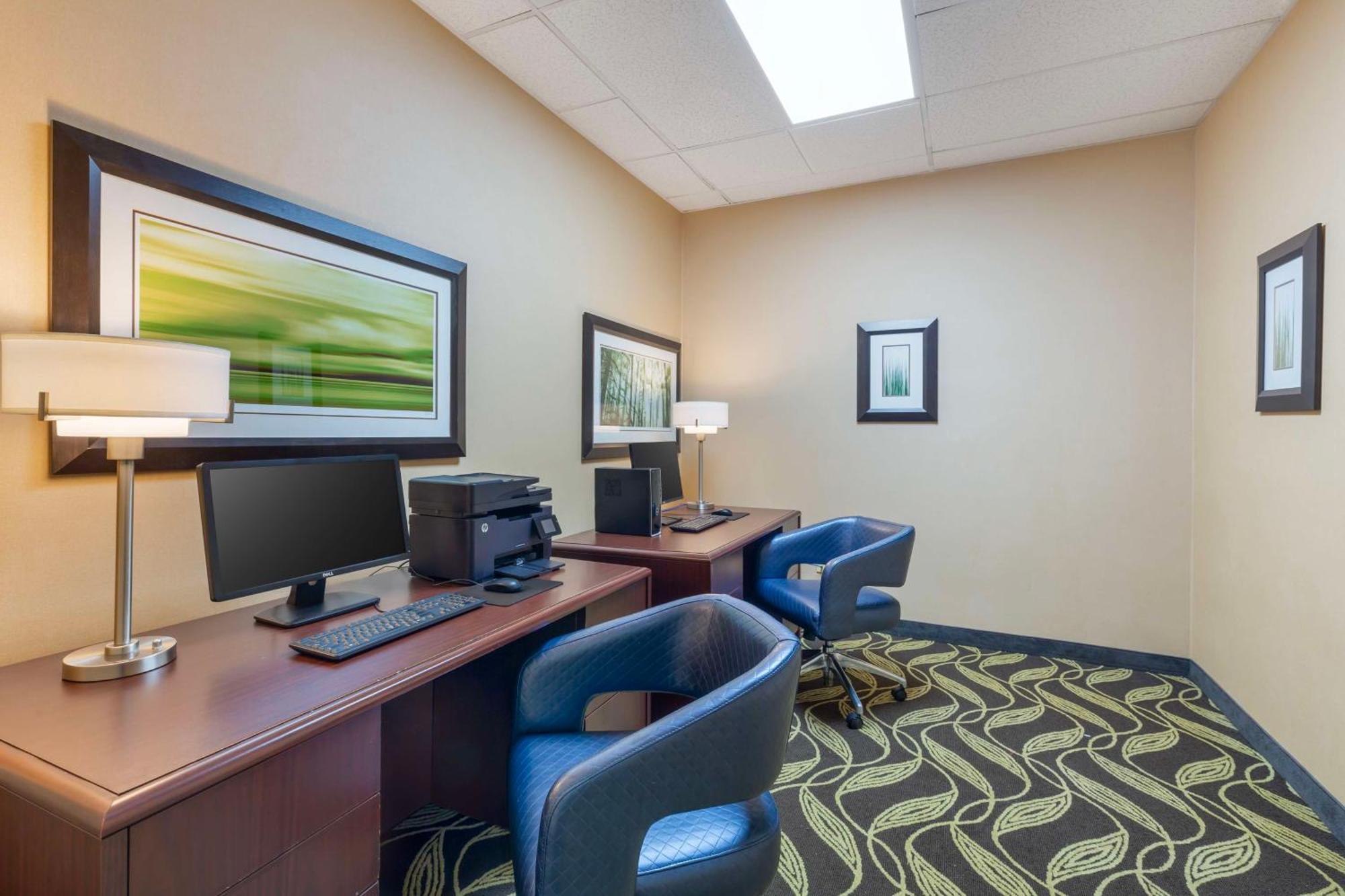 Clarion Inn North Haven Екстериор снимка