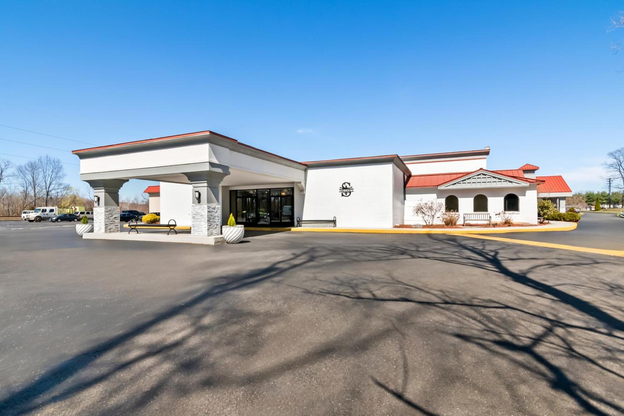 Clarion Inn North Haven Екстериор снимка