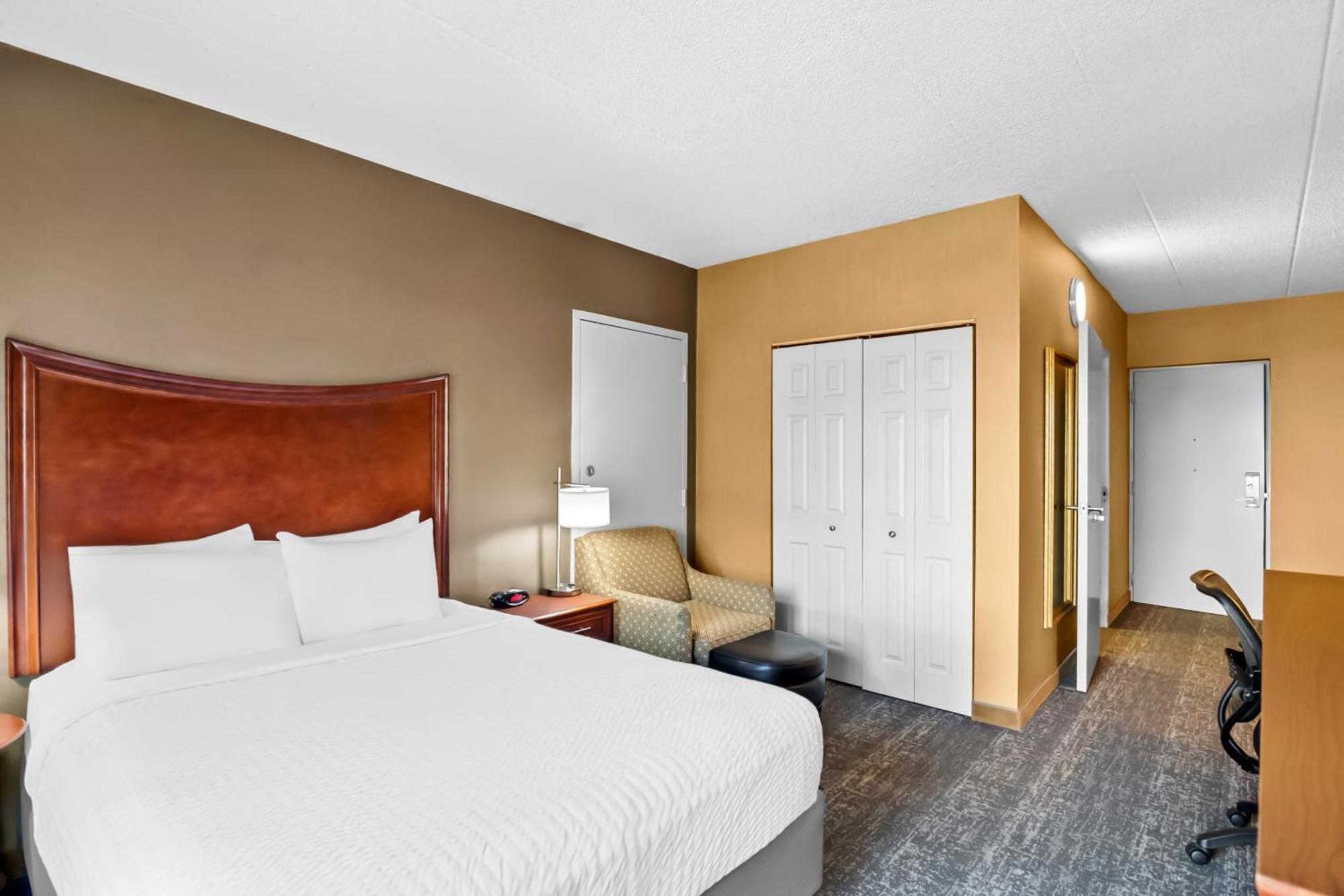 Clarion Inn North Haven Екстериор снимка