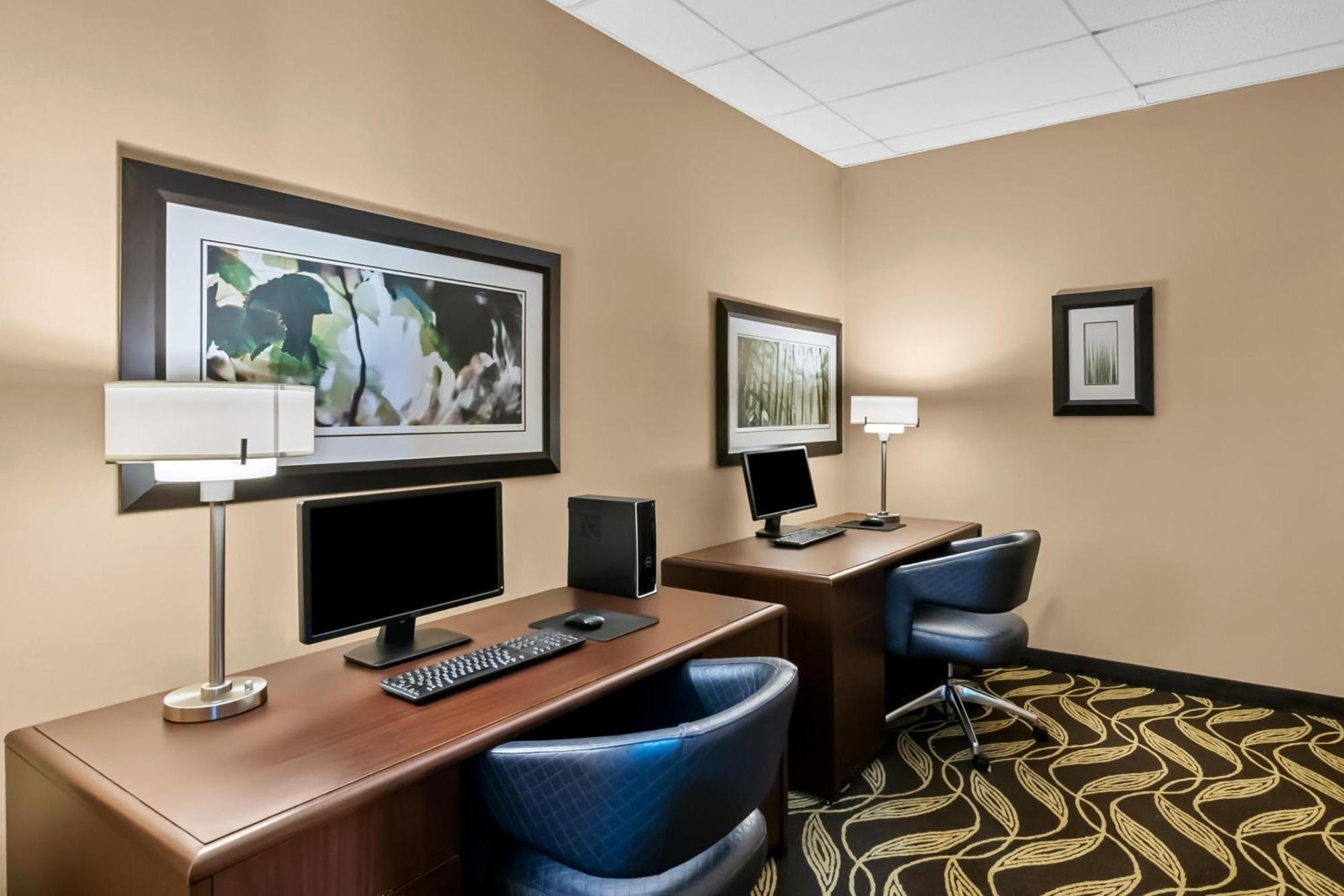 Clarion Inn North Haven Екстериор снимка